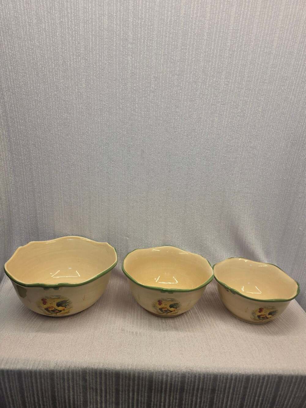 Gibson Designs Royal Rooster Set of 3 Hand Painted Nested Mixing Bowls